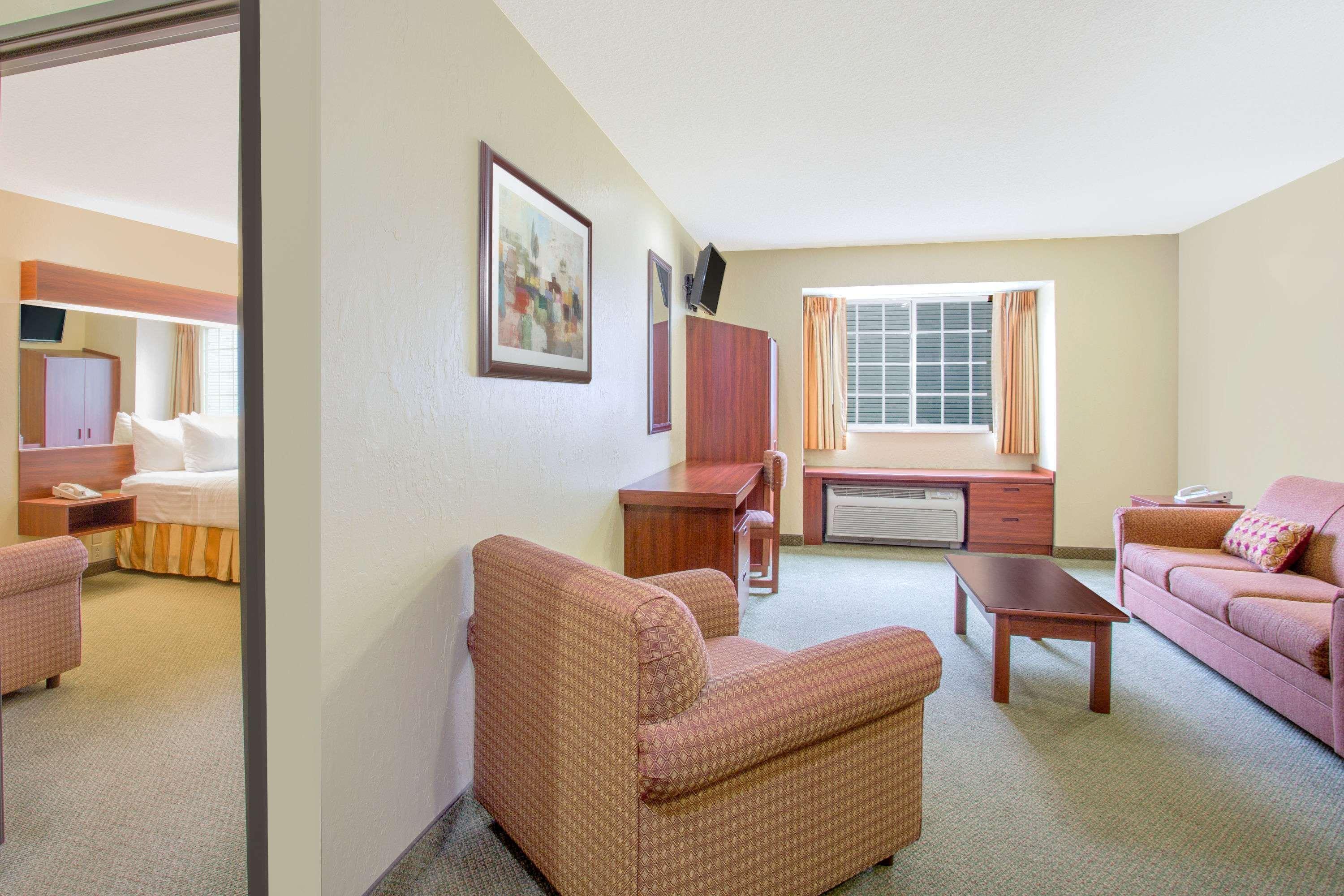 Microtel Inn And Suites Gassaway Luaran gambar