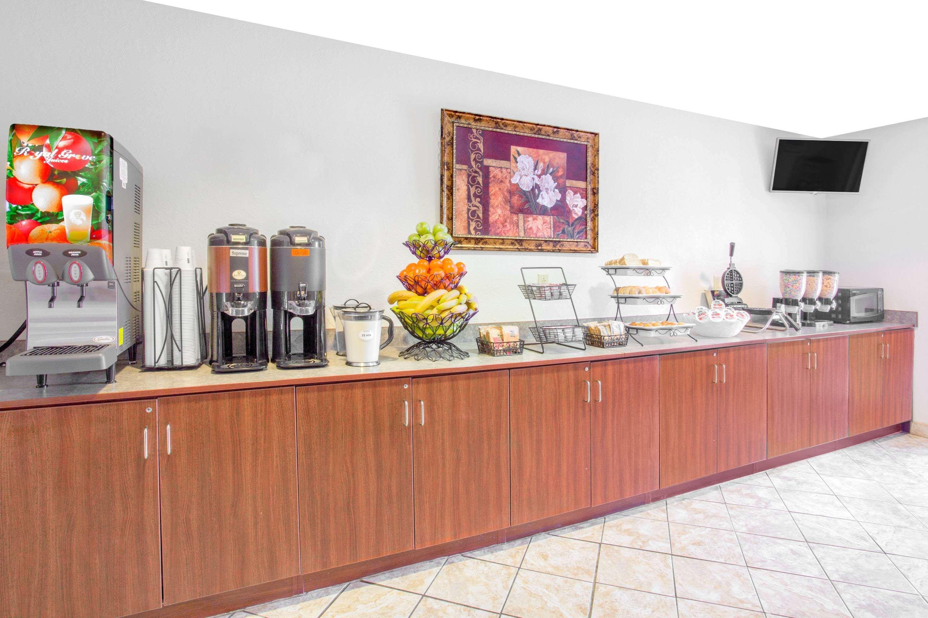 Microtel Inn And Suites Gassaway Luaran gambar